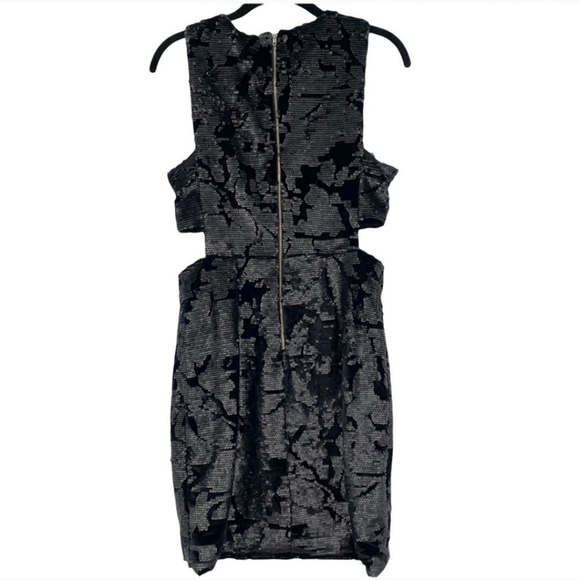 Forever 21 black velvet with sequins all over - Picture 10 of 16